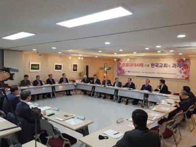 “다시 교회를 세우는 운동(처치 플랜팅)을 해야 한다”