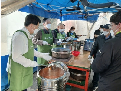 도널드 트럼프 미국 대통령, AI 혁신 및 안보 강화 행정명령 서명