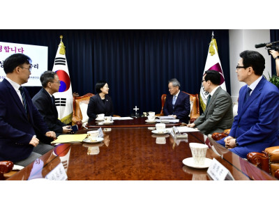 한성숙 총리, 한국교회총연합 방문